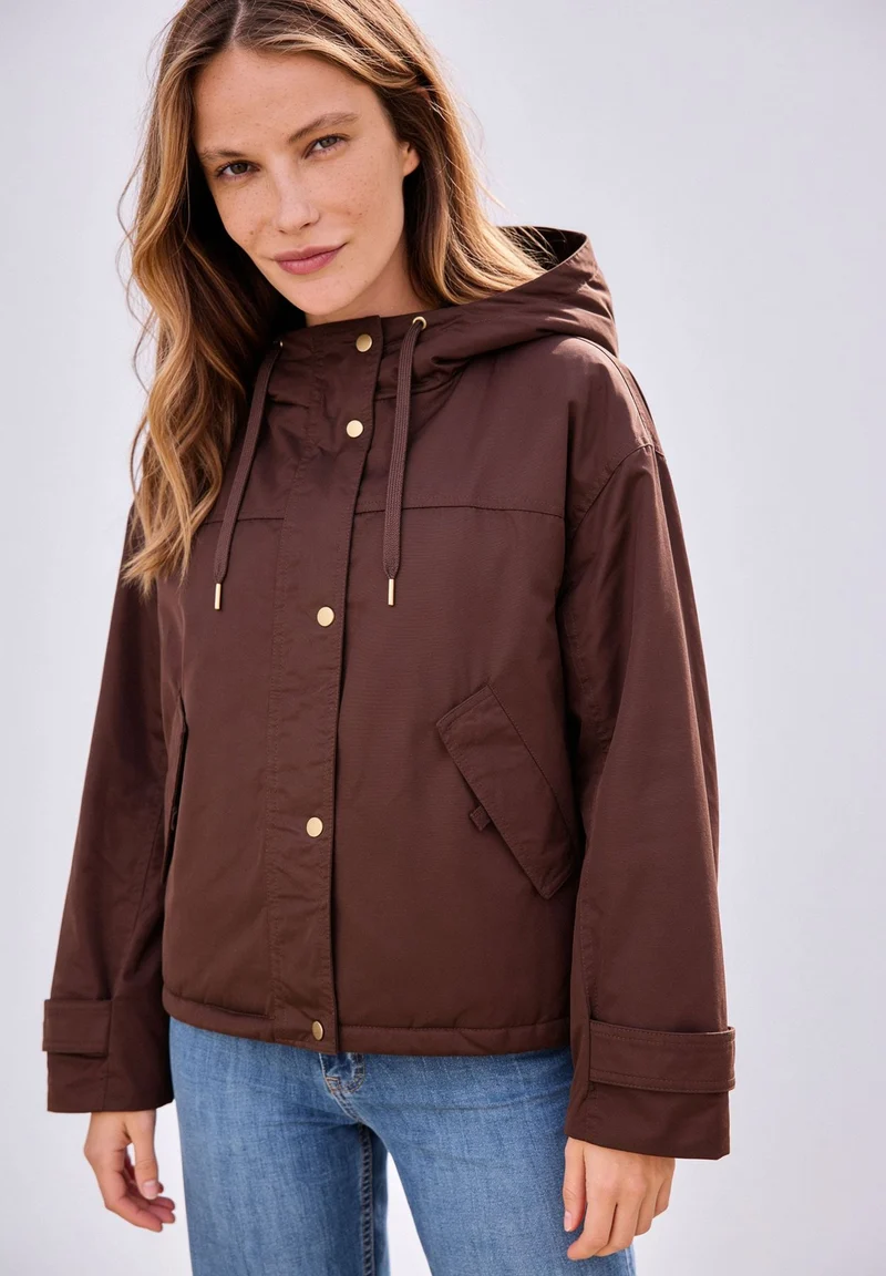 Jacke mit Kapuze