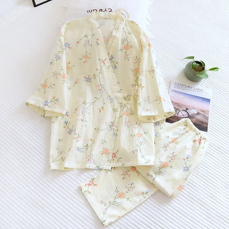 Kimono-Pyjama-Set aus Baumwollgaze mit Blumenmuster