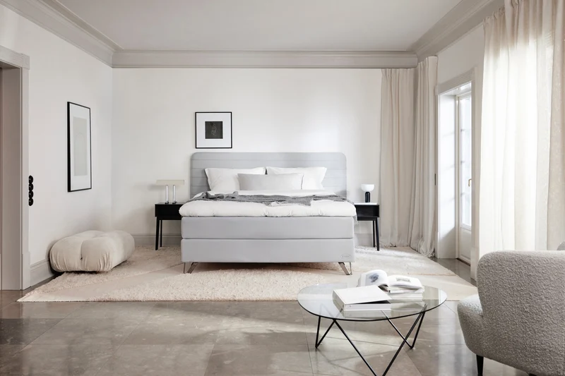 Signature J4 Continental Bed + TempSmart® Mattress Topper