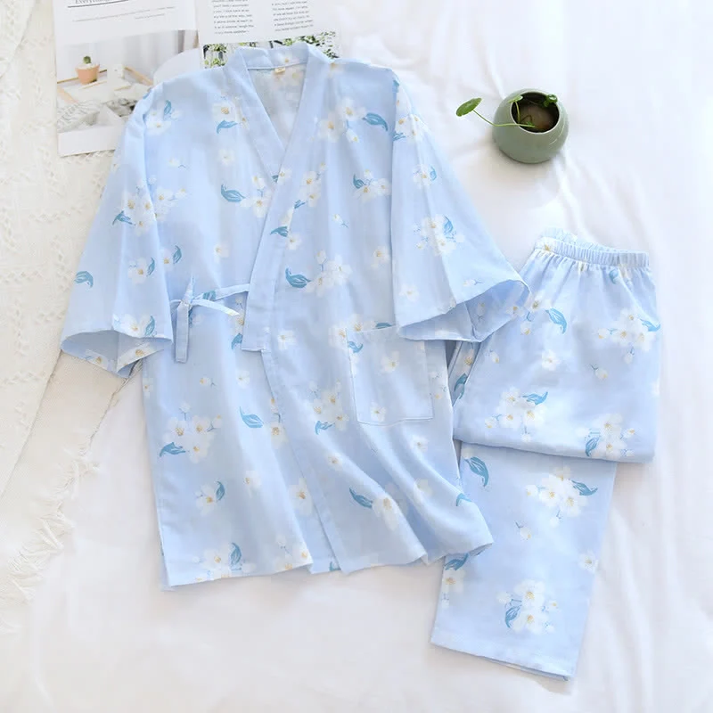 Pyjama-Set aus Baumwollgaze mit V-Ausschnitt und Blumenmuster