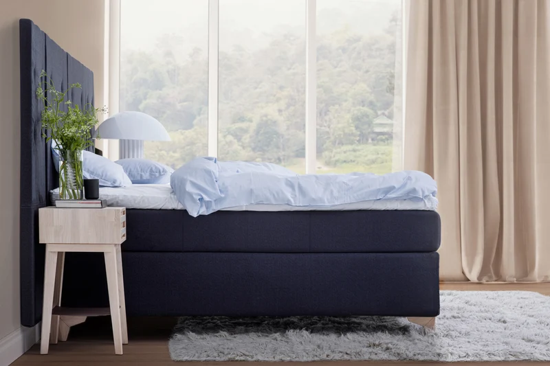 Signature J8 Continental Bed + Optima Mattress Topper + Jensen Exact