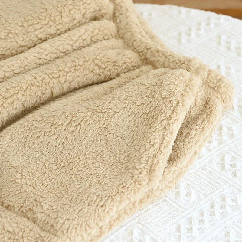 Einfaches, einfarbiges Fleece-Pyjama-Set für Paare