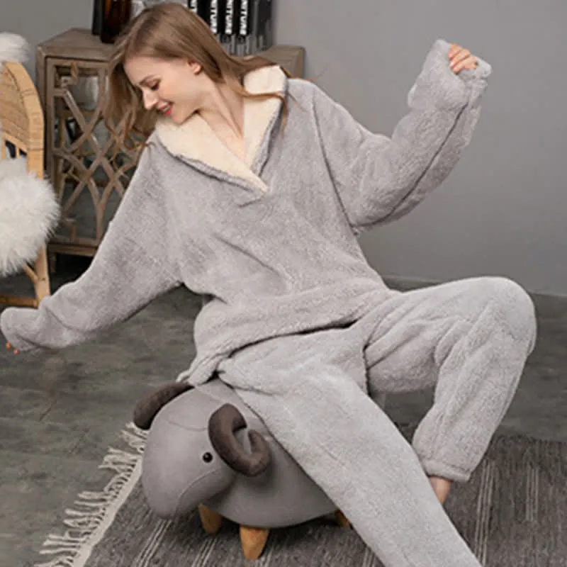 Ownkoti Schlichtes, warmes Loungewear-Set mit V-Ausschnitt für den Winter