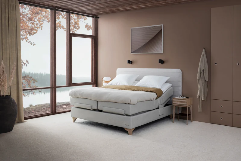 Signature J6 Aqtive II Bed+ Optima Mattress Topper