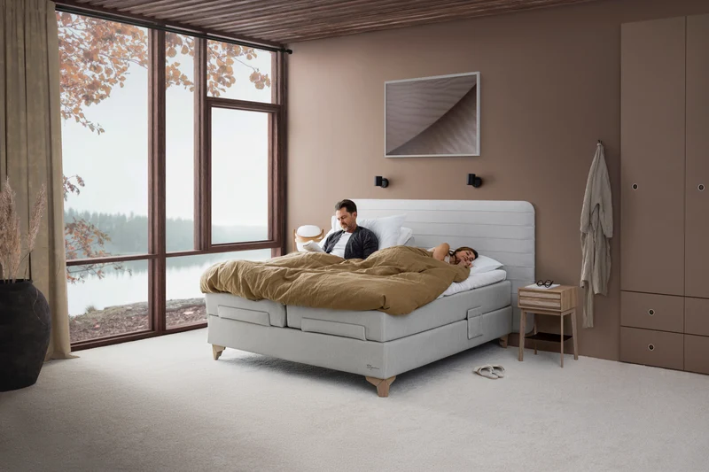 Signature J6 Aqtive II Bed+ Optima Mattress Topper