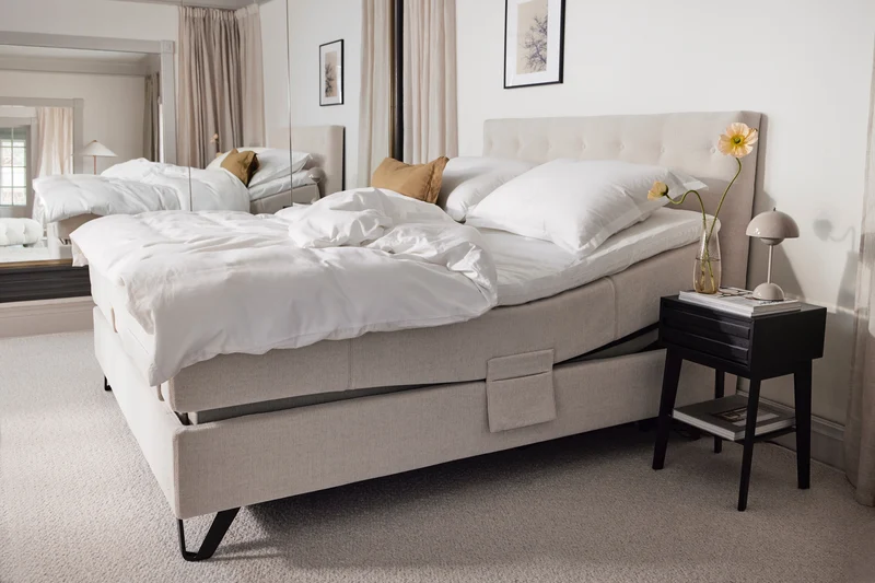 Signature J6 Aqtive II Bed+ Optima Mattress Topper