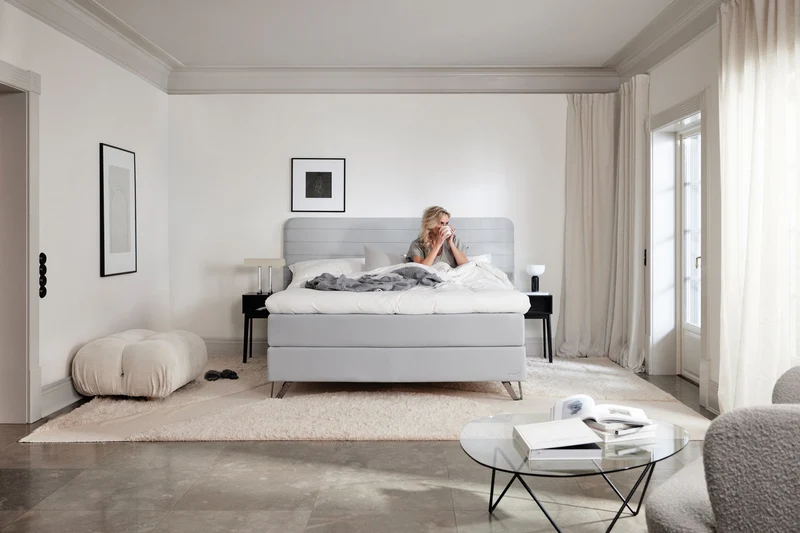 Signature J4 Continental Bed + TempSmart® Mattress Topper
