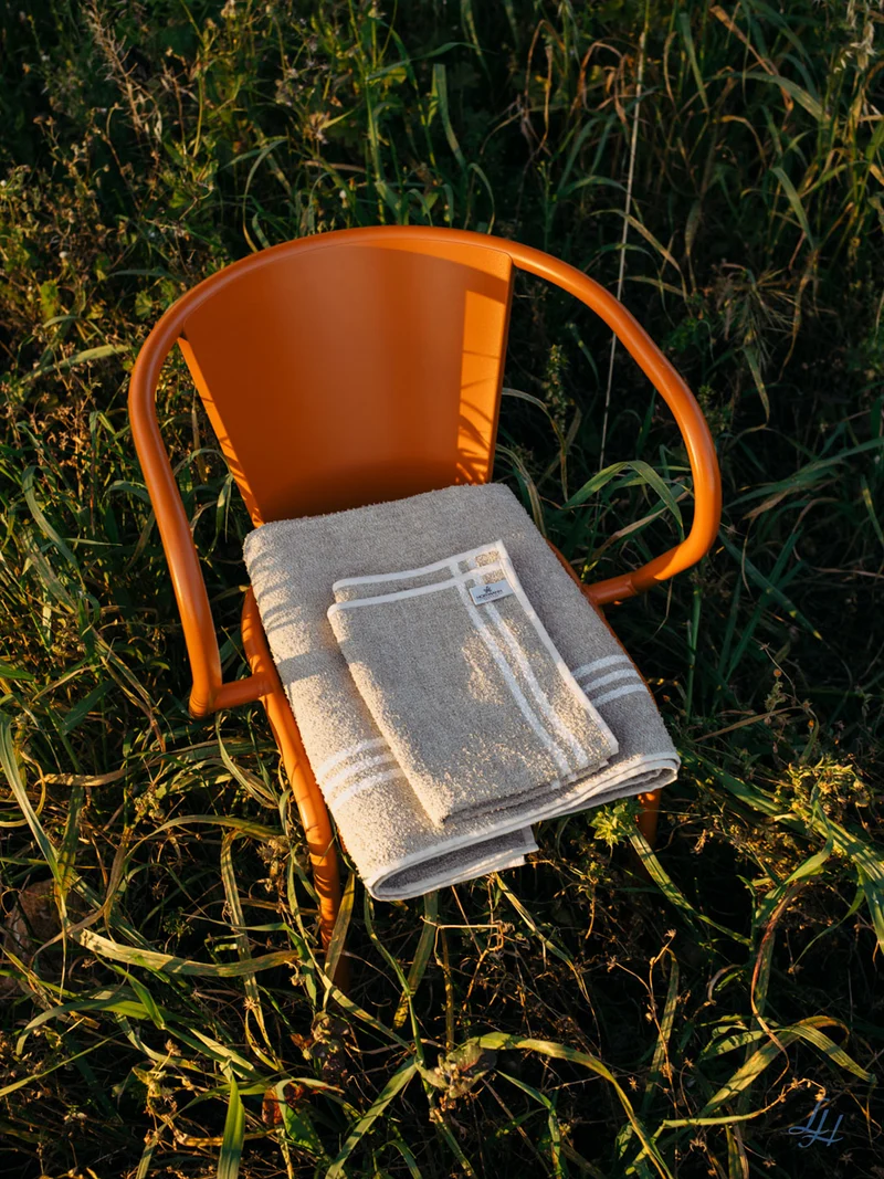 Waschlappen aus Leinenfrotté-Natur mit Streifen Rohweiß