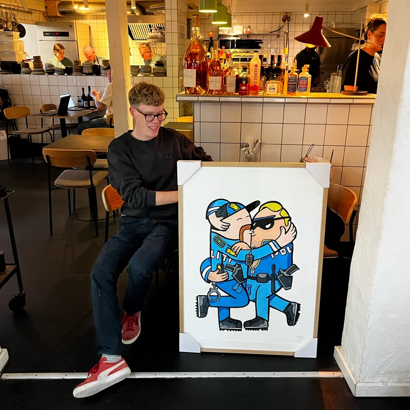 Kissing Cops - 100x70 cm 👮‍♂️