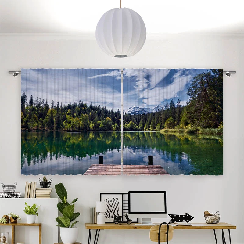 Vorhang Motiv "Bergsee im Wald"