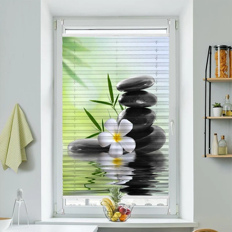 Plissee Motiv "Frangipani Bambus Steine"