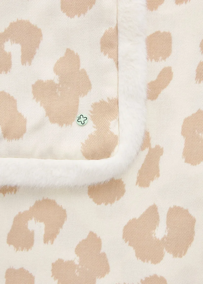 Kaschmirweiches Dreieckstuch mit Leo-Muster und Fake Fur-Rand
