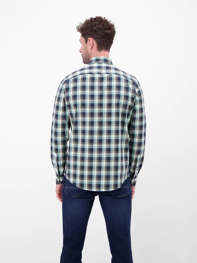 BUTTON DOWN