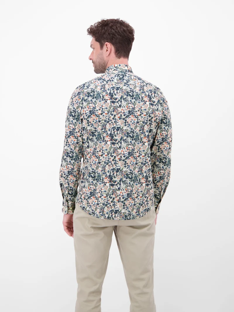 BUTTON DOWN