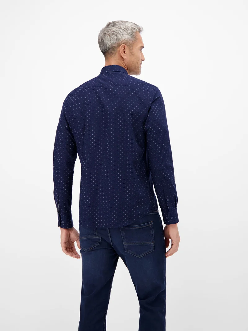 BUTTON DOWN