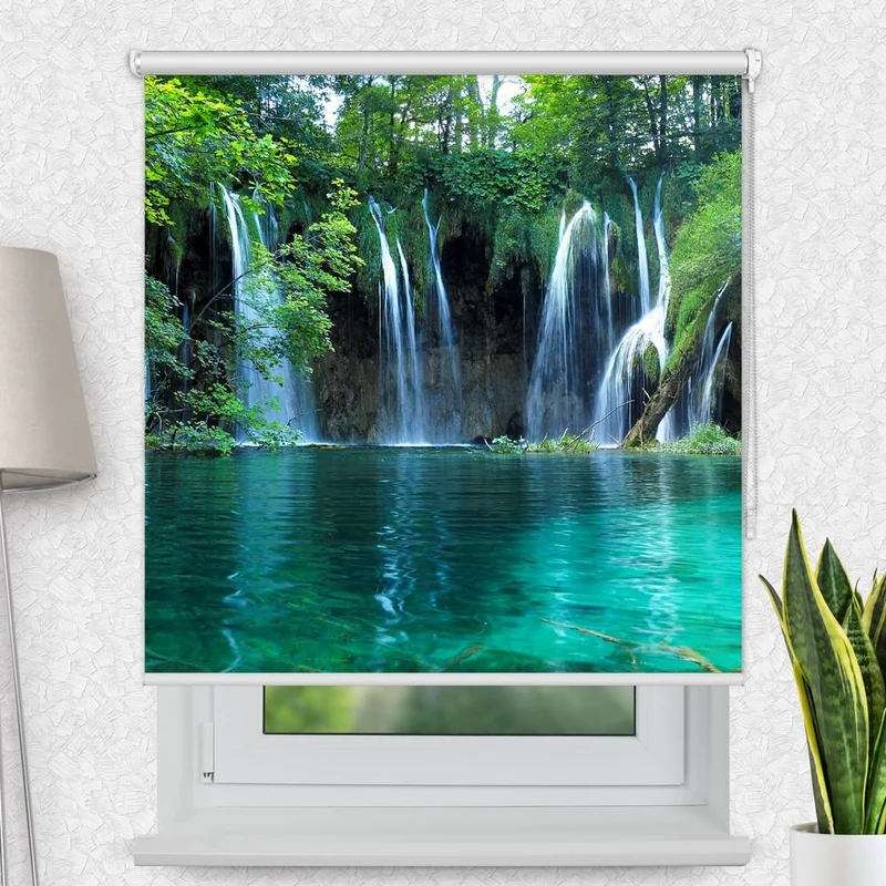 Motivrollo 'Kroatien Wasserfall Wald' | Bis B 430 x H 440 cm