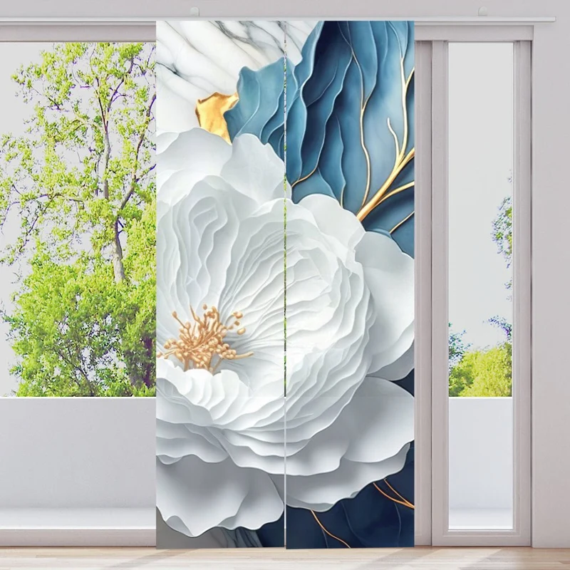 Schiebegardine Motiv "Weisse Blume blauer Hintergrund"