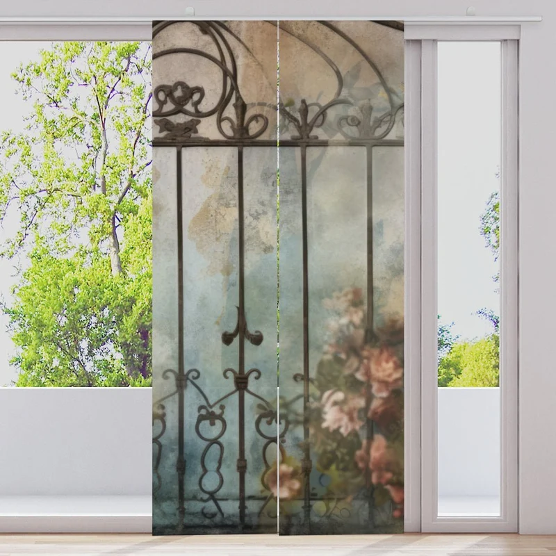 Schiebegardine Motiv "Blumen Vintage Eisentor"