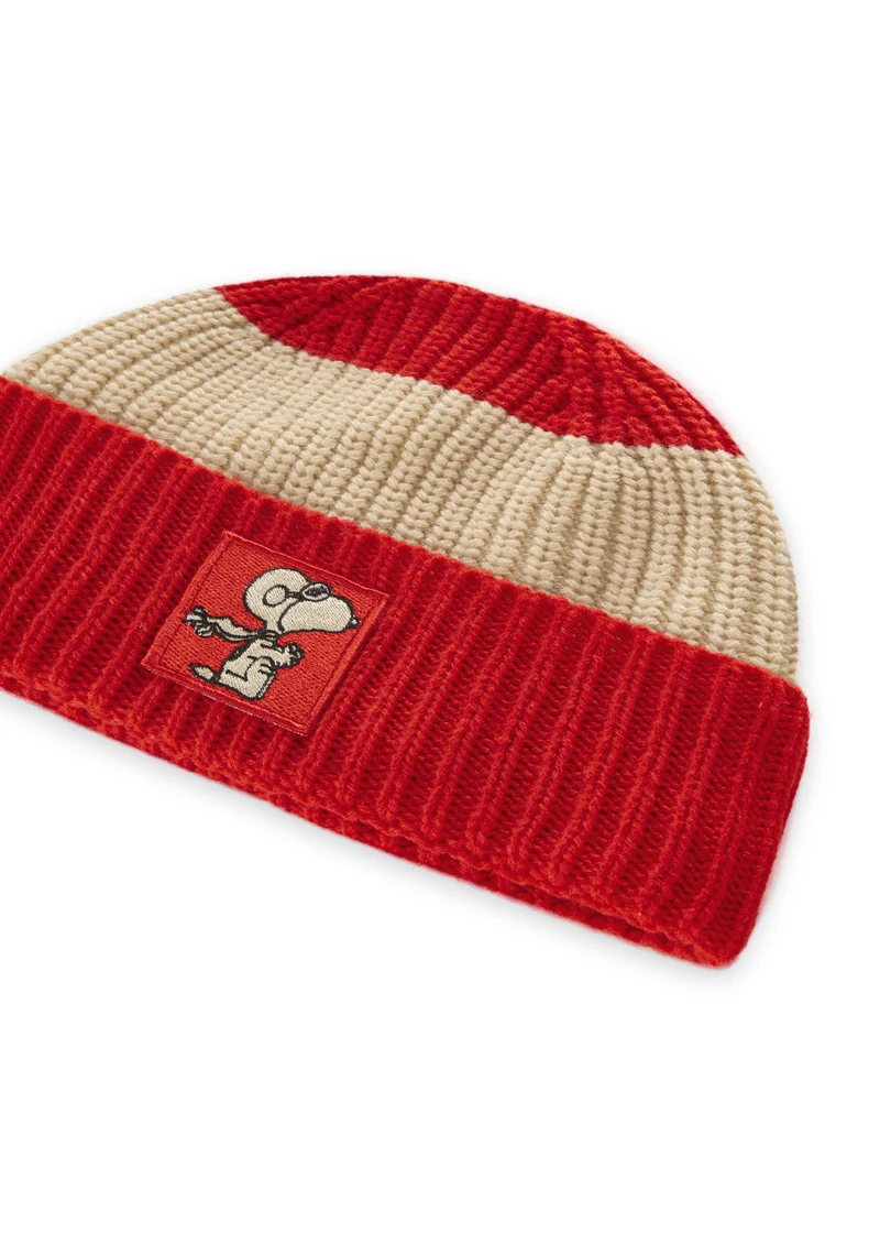 Peanuts? Strickmütze aus weicher Wollmischung mit Snoopy-Patch